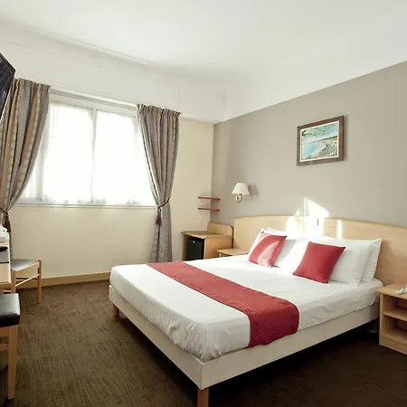 Ammi Lafayette Hotel 3*