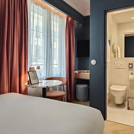 Ammi Lafayette 3*
