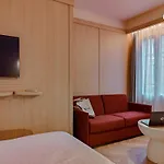 Ammi Lafayette Hotel