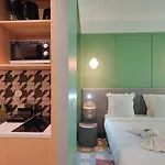 Ammi Lafayette Hotel