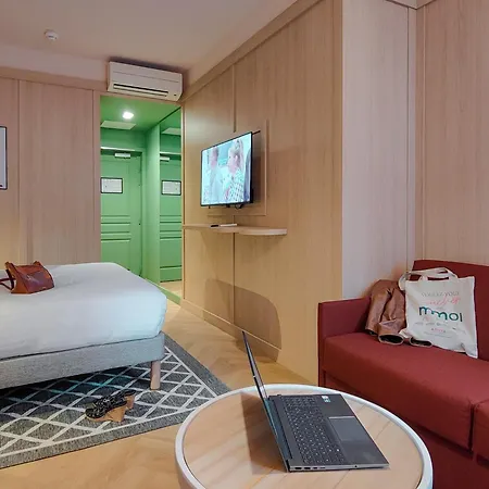 Ammi Lafayette Hotell