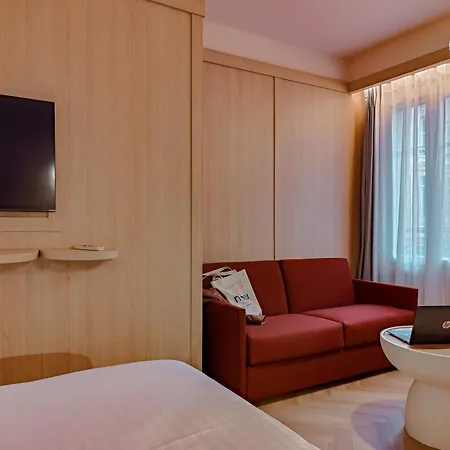 Ammi Lafayette Hotell