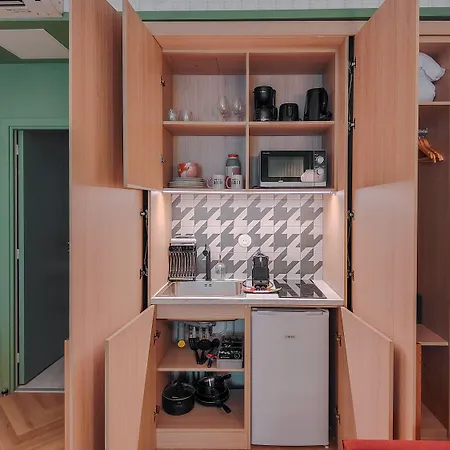 Ammi Lafayette Отель 3*