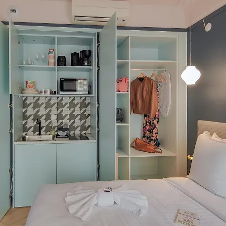 ホテル Ammi Lafayette