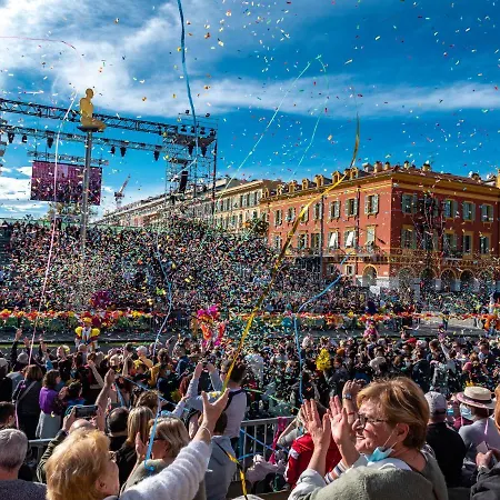 Ammi Lafayette ニース