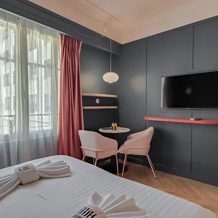 Ammi Lafayette ニース