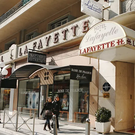 Ammi Lafayette 3*